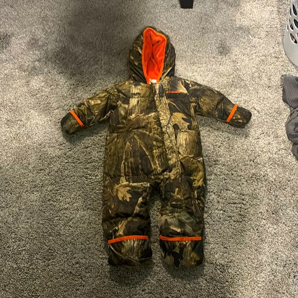 Camo snow bunting 12-18M - Picture 1 of 4